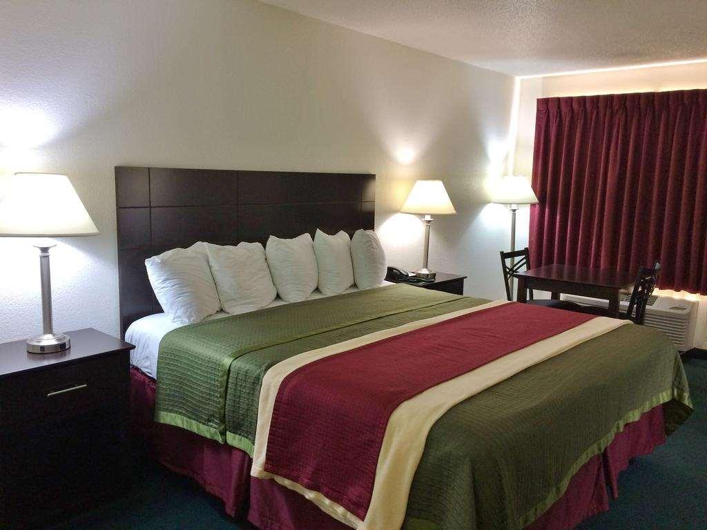Travel Inn & Suites Atlanta Texas Pokoj fotografie